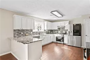 2828 Amhurst Way NW, Kennesaw, GA 30144 - Photo 8