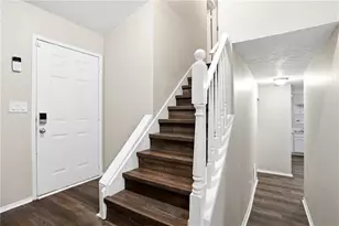 1045 Forest Path, Stone Mountain, GA 30088 - Photo 4