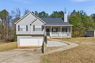 304 Diamond Ct, Carrollton, GA 30116 - Photo 1