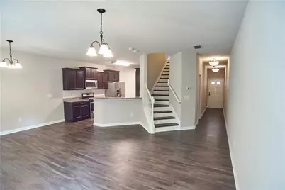 177 Townview Drive, Woodstock, GA 30189 - Photo 4