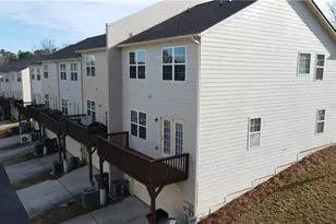 2464 Mildon Hall Ln, Lawrenceville, GA 30043 - Photo 8