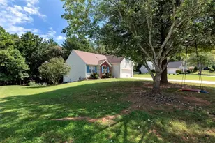 5503 Amber Cove Way, Flowery Branch, GA 30542 - Photo 6