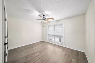 1365 Ridgefield Dr, Roswell, GA 30075 - Photo 24