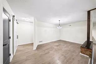 1365 Ridgefield Dr, Roswell, GA 30075 - Photo 16