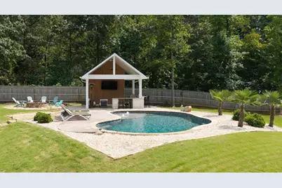 1365 Ridgefield Drive, Roswell, GA 30075 - Photo 2