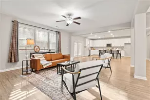 4437 Waxwing St, Hoschton, GA 30548 - Photo 8