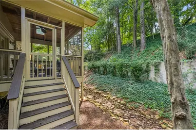 52 Ivy Chase NE, Atlanta, GA 30342 - Photo 34