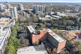 3060 Pharr Ct, Atlanta, GA 30305 - Photo 28