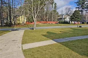 170 Rockspray Ridge, Peachtree City, GA 30269 - Photo 4