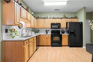 3731 Villa Springs Cir, Powder Springs, GA 30127 - Photo 12