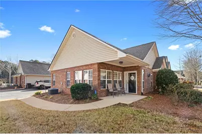 3731 Villa Springs Circle, Powder Springs, GA 30127 - Photo 4