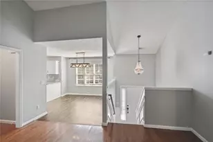 2400 Hampton Estates Dr SW, Marietta, GA 30008 - Photo 2