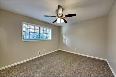 220 Sabrina Court, Woodstock, GA 30188 - Photo 12