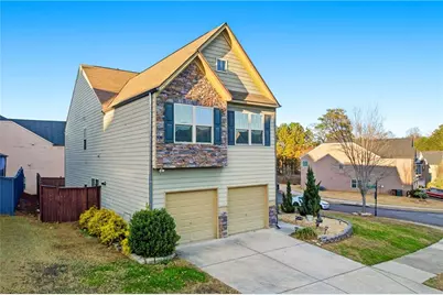 4068 Lake Manor Way, Atlanta, GA 30349 - Photo 2