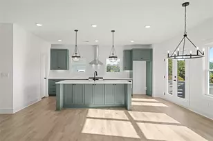 369 King's Landing, Hapeville, GA 30354 - Photo 4