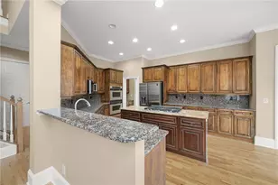 225 Lake Summit View, Atlanta, GA 30342 - Photo 12