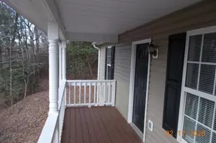 124 Tradewinds Rd, Cleveland, GA 30528 - Photo 2