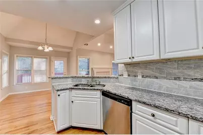 655 Golden Meadows Lane, Suwanee, GA 30024 - Photo 26