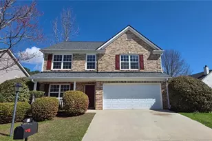 623 Hawthorn Ln, Grayson, GA 30017 - Photo 2