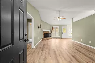 923 Downing Dr, Bethlehem, GA 30620 - Photo 2