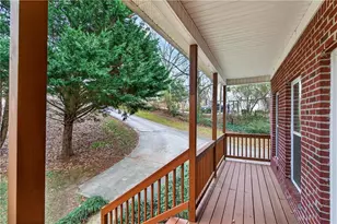 6355 Karen Ct, Riverdale, GA 30296 - Photo 4