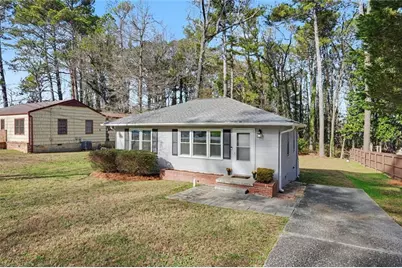 861 Meadow Place, Marietta, GA 30062 - Photo 2