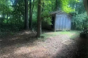 4744 Chickasaw Way SE, Acworth, GA 30102 - Photo 24