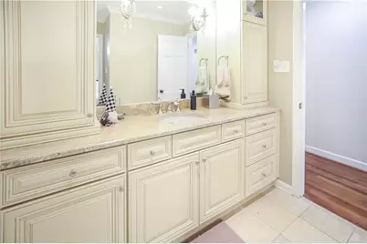 5735 Riverwood Drive, Atlanta, GA 30328 - Photo 22