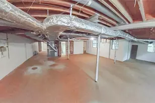 5735 Riverwood Dr, Atlanta, GA 30328 - Photo 32