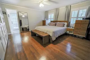 5735 Riverwood Dr, Atlanta, GA 30328 - Photo 16