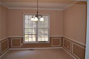 1840 Lisa Springs Dr, Snellville, GA 30078 - Photo 4