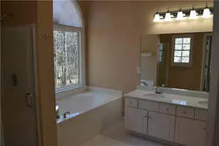 1840 Lisa Springs Dr, Snellville, GA 30078 - Photo 20