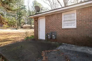 8173 Magnolia Dr, Jonesboro, GA 30238 - Photo 18