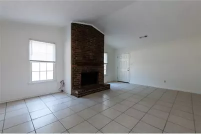 8173 Magnolia Drive, Jonesboro, GA 30238 - Photo 6