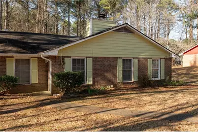 8173 Magnolia Drive, Jonesboro, GA 30238 - Photo 16