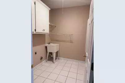 115 Parkview Trace Pass SW, Lilburn, GA 30047 - Photo 16