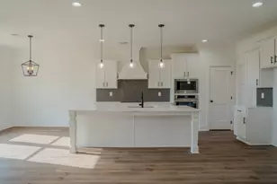 115 Cherokee Ct, Good Hope, GA 30641 - Photo 12