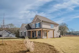 115 Cherokee Ct, Good Hope, GA 30641 - Photo 2