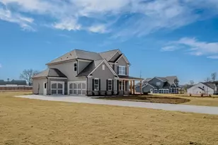 115 Cherokee Ct, Good Hope, GA 30641 - Photo 4