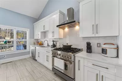 4010 Tamarack Drive NW, Kennesaw, GA 30152 - Photo 16