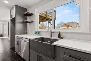 425 Mikasa Dr, Alpharetta, GA 30022 - Photo 24