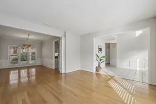 6325 Barwick Ln, Johns Creek, GA 30097 - Photo 16