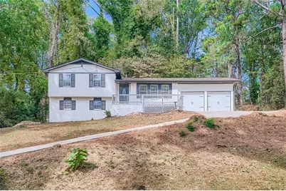 644 Navarre Drive, Stone Mountain, GA 30087 - Photo 2