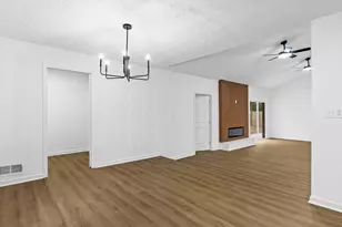 5419 Fieldgreen Dr, Stone Mountain, GA 30088 - Photo 8