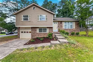 100 Roswell Farms Ct, Roswell, GA 30075 - Photo 1