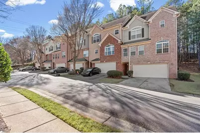 1203 Glen Ivy #12, Marietta, GA 30062 - Photo 2