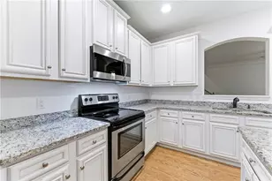 413 Village View, Woodstock, GA 30188 - Photo 8