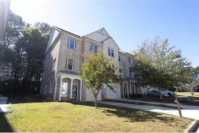 4867 Pinnacle Drive, Stone Mountain, GA 30088 - Photo 2