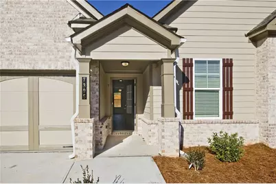 7427 Rocklin Lane, Flowery Branch, GA 30542 - Photo 4