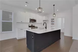 1413 Liberty Park Dr, Braselton, GA 30517 - Photo 2